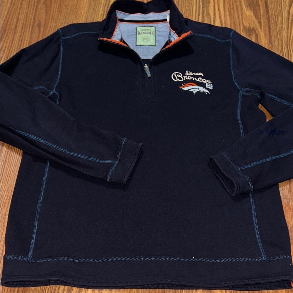 EUC Tommy Bahama Denver Broncos 1/2 Zip Sweatshirt Women's Slim Fit Large Blue‎